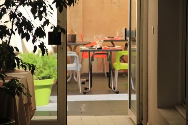 Logis Hotel De France Restaurant Le Lucullus Montmorillon Exterior foto